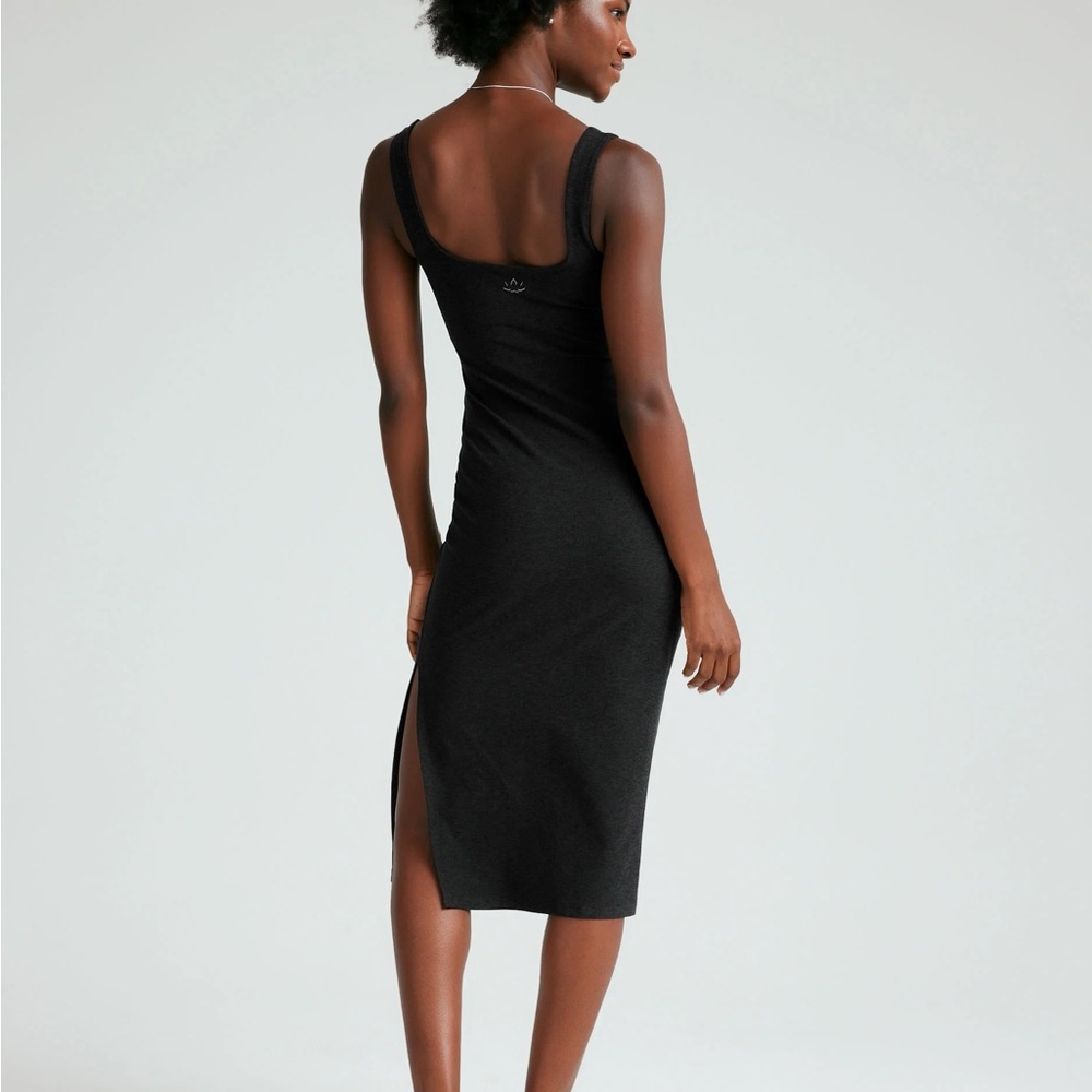 Beyond Yoga Spacedye Black Midi Dress Size XS NWOT - Picture 5 of 9